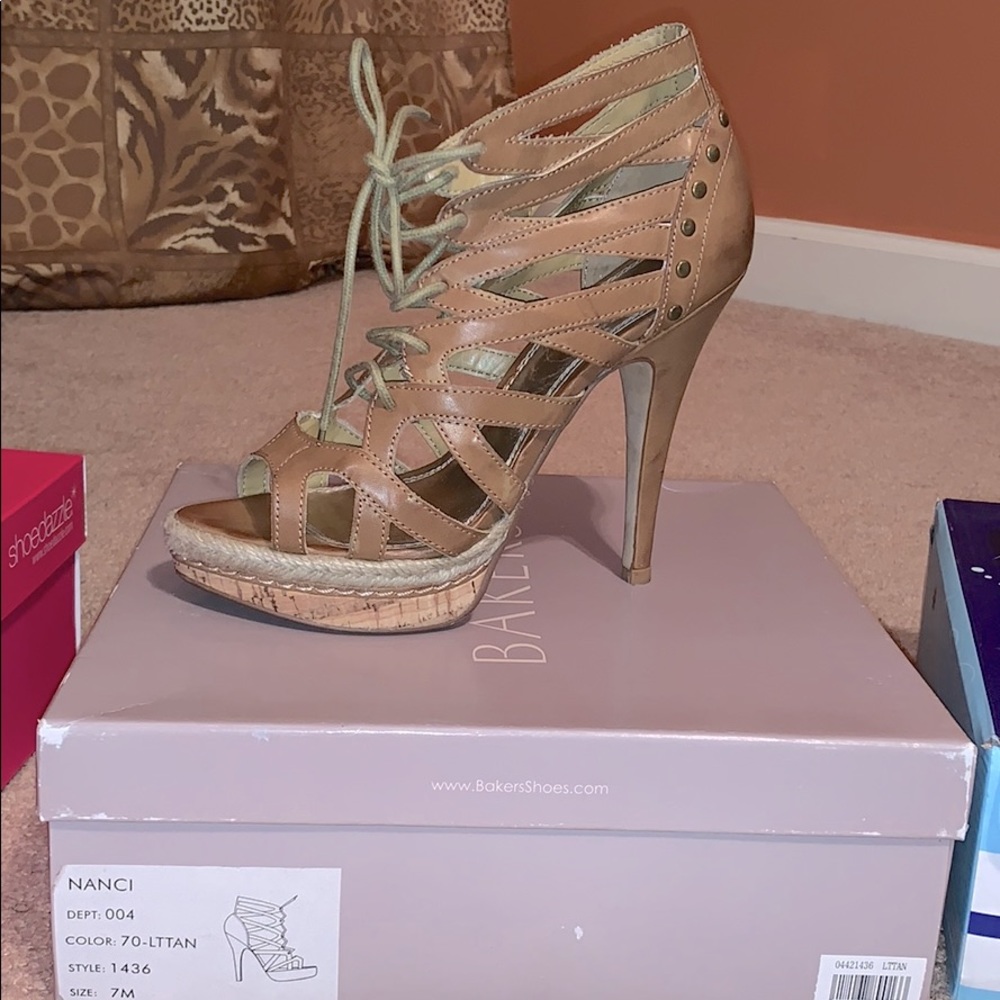 Natural tan heels